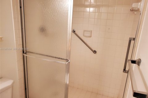 Copropriété à vendre à Pembroke Pines, Floride: 2 chambres, 96.99 m2 № 2049037 - photo 21