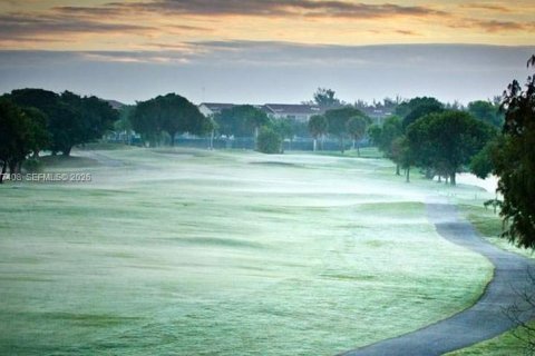 Copropriété à vendre à Pembroke Pines, Floride: 2 chambres, 96.99 m2 № 2049037 - photo 5