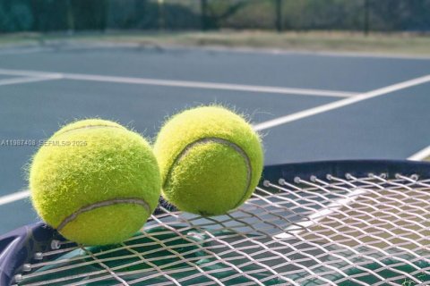 Copropriété à vendre à Pembroke Pines, Floride: 2 chambres, 96.99 m2 № 2049037 - photo 6