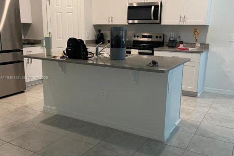 House in Winter Haven, Florida 3 bedrooms № 2152848