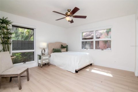 Villa ou maison à vendre à Dunedin, Floride: 4 chambres, 342.34 m2 № 2232519 - photo 29