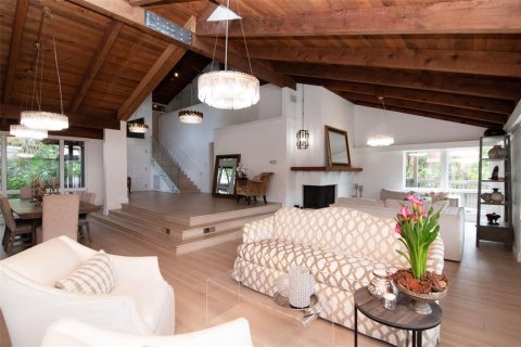 Villa ou maison à vendre à Dunedin, Floride: 4 chambres, 342.34 m2 № 2232519 - photo 19
