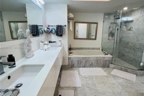 Купить кондоминиум в Авентура, Флорида 2 спальни, 132.85м2, № 2023391 - фото 15