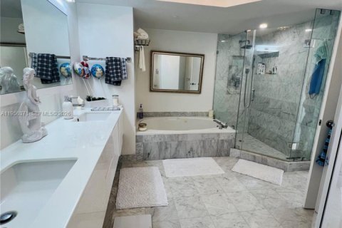 Купить кондоминиум в Авентура, Флорида 2 спальни, 132.85м2, № 2023391 - фото 18