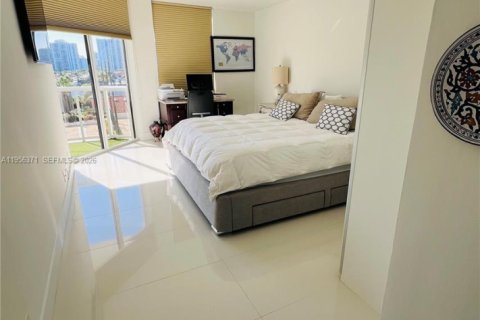 Купить кондоминиум в Авентура, Флорида 2 спальни, 132.85м2, № 2023391 - фото 6