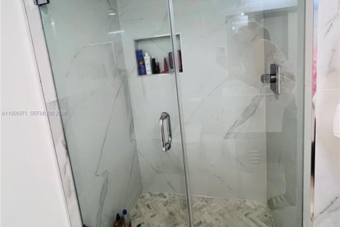 Купить кондоминиум в Авентура, Флорида 2 спальни, 132.85м2, № 2023391 - фото 29