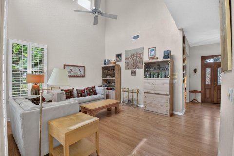 House in Delray Beach, Florida 4 bedrooms, 251.02 sq.m. № 2385482 - photo 14