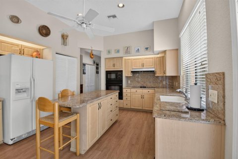 House in Delray Beach, Florida 4 bedrooms, 251.02 sq.m. № 2385482 - photo 10
