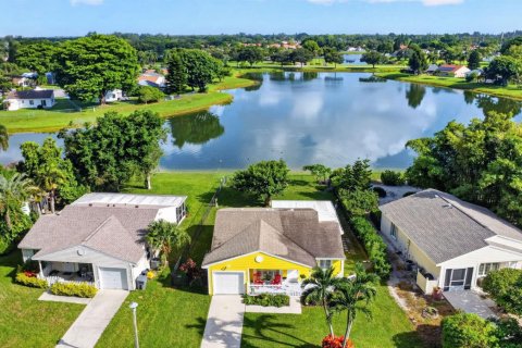 Casa en venta en Boynton Beach, Florida, 2 dormitorios, 89.19 m2 № 2387804 - foto 5