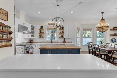 House in Orlando, Florida 3 bedrooms, 246.93 sq.m. № 1825425 - photo 7