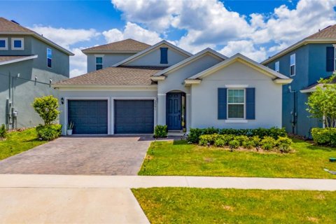 House in Clermont, Florida 4 bedrooms, 268.02 sq.m. № 2221488