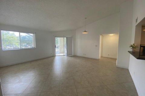 Condo in Coral Springs, Florida, 3 bedrooms  № 2041815 - photo 5