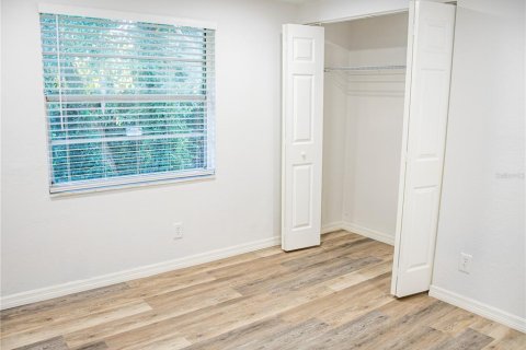 Villa ou maison à vendre à Tampa, Floride: 3 chambres, 119.29 m2 № 2427567 - photo 23