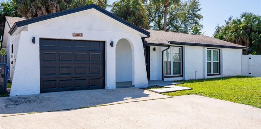Villa ou maison à Tampa, Floride 3 chambres, 119.29 m2 № 2427567