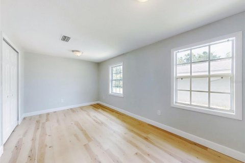 House in New Smyrna Beach, Florida 3 bedrooms, 125.7 sq.m. № 1883734 - photo 17