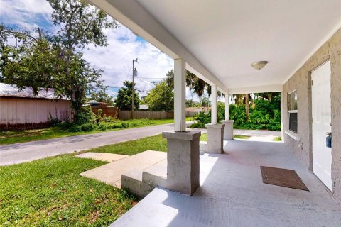 House in New Smyrna Beach, Florida 3 bedrooms, 125.7 sq.m. № 1883734 - photo 30