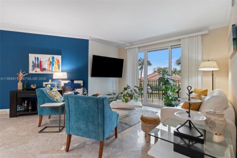 Condo in Aventura, Florida, 2 bedrooms  № 2031741 - photo 7