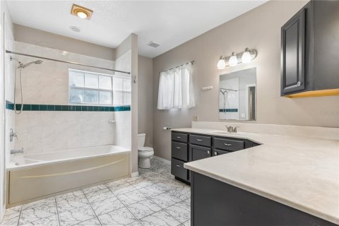 Villa ou maison à vendre à Orlando, Floride: 3 chambres, 185.8 m2 № 2226477 - photo 16