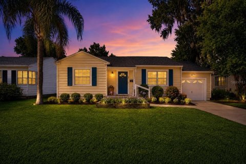Casa en Orlando, Florida 3 dormitorios, 185.8 m2 № 2226477