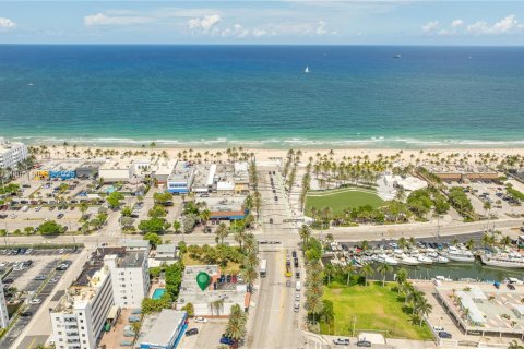 Propiedad comercial en venta en Fort Lauderdale, Florida № 1802717 - foto 7