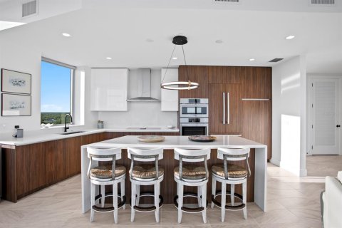 Condo in Saint Petersburg, Florida, 3 bedrooms  № 2148192 - photo 17