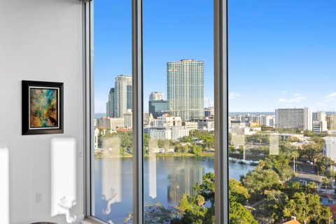 Condo in Saint Petersburg, Florida, 3 bedrooms  № 2148192 - photo 15