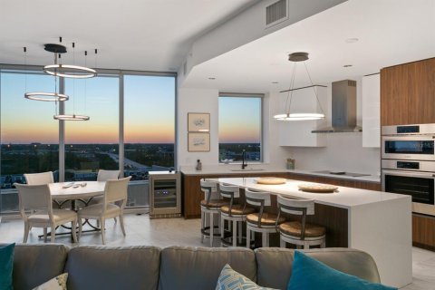 Condo in Saint Petersburg, Florida, 3 bedrooms  № 2148192 - photo 27