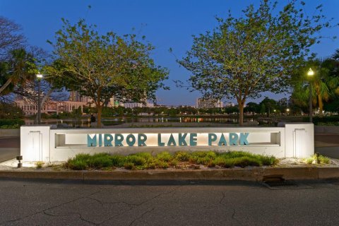 Condo in Saint Petersburg, Florida, 3 bedrooms  № 2148192 - photo 28