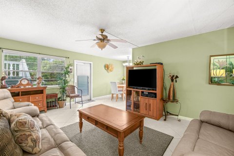 Condominio en venta en Deerfield Beach, Florida, 2 dormitorios, 76.18 m2 № 2180448 - foto 12