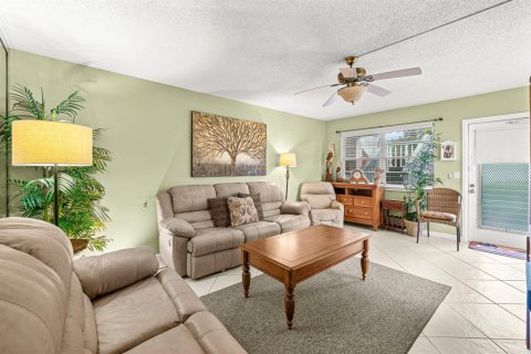 Condominio en venta en Deerfield Beach, Florida, 2 dormitorios, 76.18 m2 № 2180448 - foto 2
