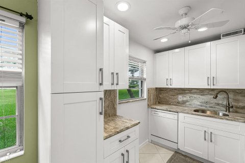 Condominio en venta en Deerfield Beach, Florida, 2 dormitorios, 76.18 m2 № 2180448 - foto 8