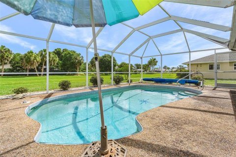 Villa ou maison à vendre à Punta Gorda, Floride: 3 chambres, 110.46 m2 № 2237187 - photo 20