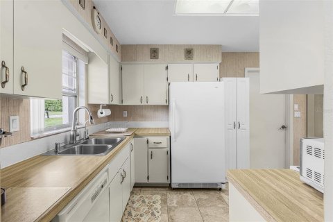 Villa ou maison à vendre à Punta Gorda, Floride: 3 chambres, 110.46 m2 № 2237187 - photo 7