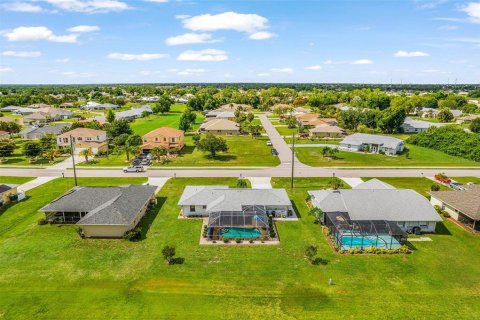 Villa ou maison à vendre à Punta Gorda, Floride: 3 chambres, 110.46 m2 № 2237187 - photo 25