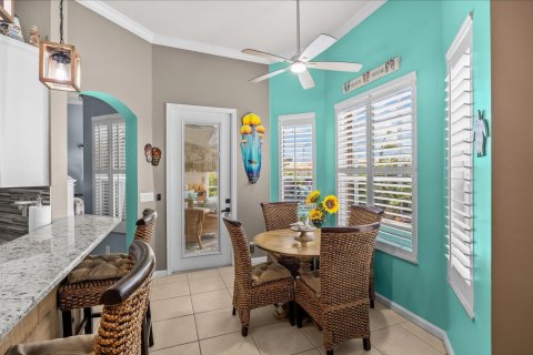 House in Port St. Lucie, Florida 3 bedrooms, 210.42 sq.m. № 2088146 - photo 16