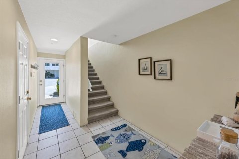 Townhouse in Englewood, Florida 3 bedrooms, 147.71 sq.m. № 213579 - photo 6