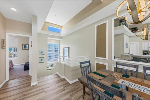 Townhouse in Englewood, Florida 3 bedrooms, 147.71 sq.m. № 213579 - photo 17