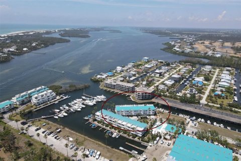 Townhouse in Englewood, Florida 3 bedrooms, 147.71 sq.m. № 213579 - photo 4