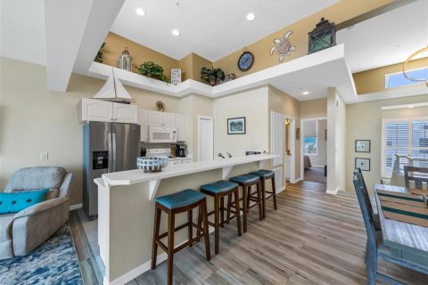 Townhouse in Englewood, Florida 3 bedrooms, 147.71 sq.m. № 213579 - photo 22