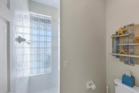 Townhouse in Englewood, Florida 3 bedrooms, 147.71 sq.m. № 213579 - photo 11