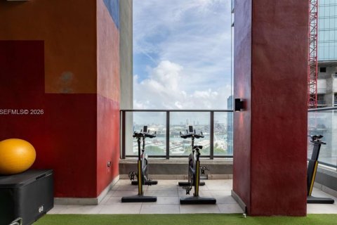 Apartamento en alquiler en Miami, Florida, 3 dormitorios, 126.25 m2 № 2246015 - foto 8