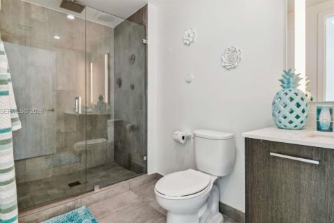 Apartamento en alquiler en Miami, Florida, 3 dormitorios, 126.25 m2 № 2246015 - foto 29