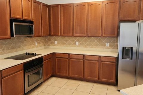 Villa ou maison à louer à Tampa, Floride: 3 chambres, 171.59 m2 № 2400238 - photo 6