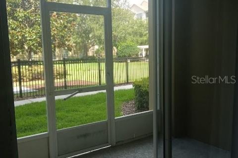 Condo in Orlando, Florida, 3 bedrooms  № 2394435 - photo 9