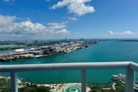 Condo in Miami, Florida, 3 bedrooms  № 2030709 - photo 23