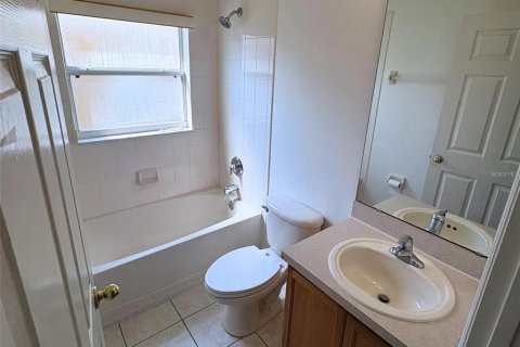 Снять в аренду виллу или дом в Киссимми, Флорида 6 комнат, 156.73м2, № 2258221 - фото 18