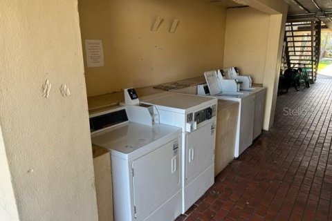 Condo in Orlando, Florida, 1 bedroom  № 2379772 - photo 10