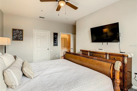 Condo in Kissimmee, Florida, 3 bedrooms  № 1833090 - photo 27