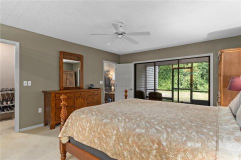 House in Homosassa, Florida 4 bedrooms, 242.29 sq.m. № 2215653 - photo 13