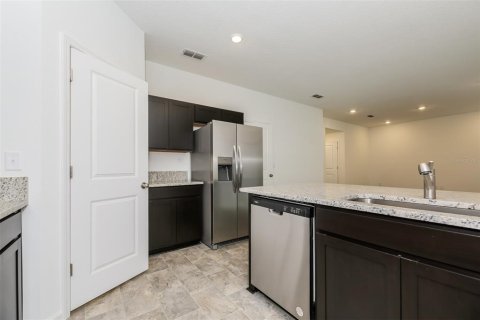 Casa en alquiler en Riverview, Florida, 4 dormitorios, 179.86 m2 № 1873953 - foto 7
